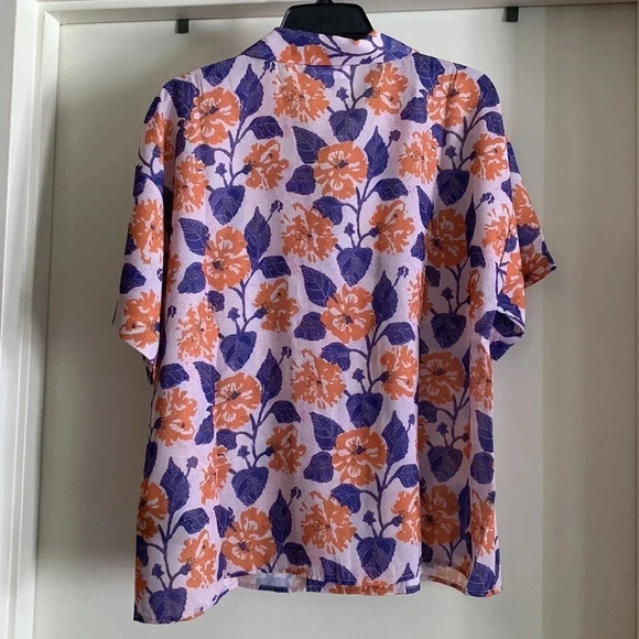 NWT WHO WHAT WEAR Women's Resort Shirt - Pressed Floral - Lilac/Marigold- Size M - Picture 10 of 10